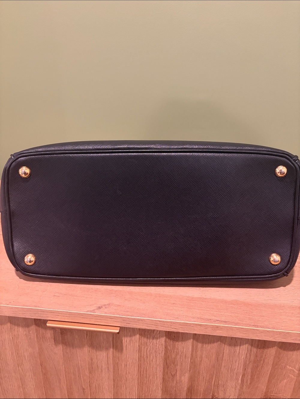 Pre-loved Prada Saffiano Leather Galleria double zip medium - Picture 6 of 13